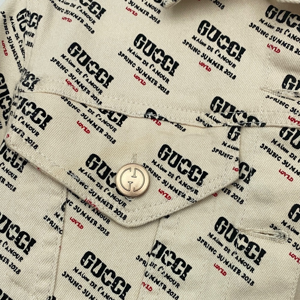 Gucci Beige Logo-Print Denim Jacket with Gold Buttons - Picture 2 of 6